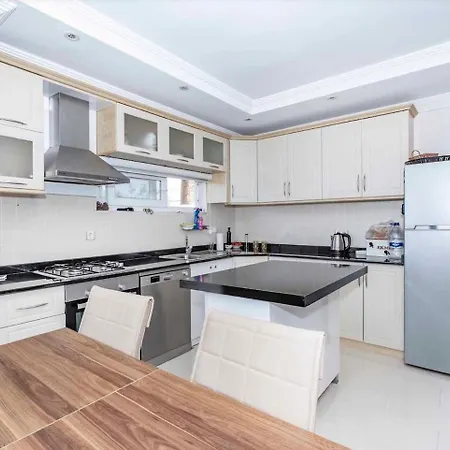Villa With Pool With View Of Alanya
